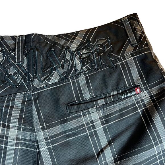Quicksilver Plaid Print Embroidered Logo Bermuda Shorts Size 32 - Picture 9 of 12